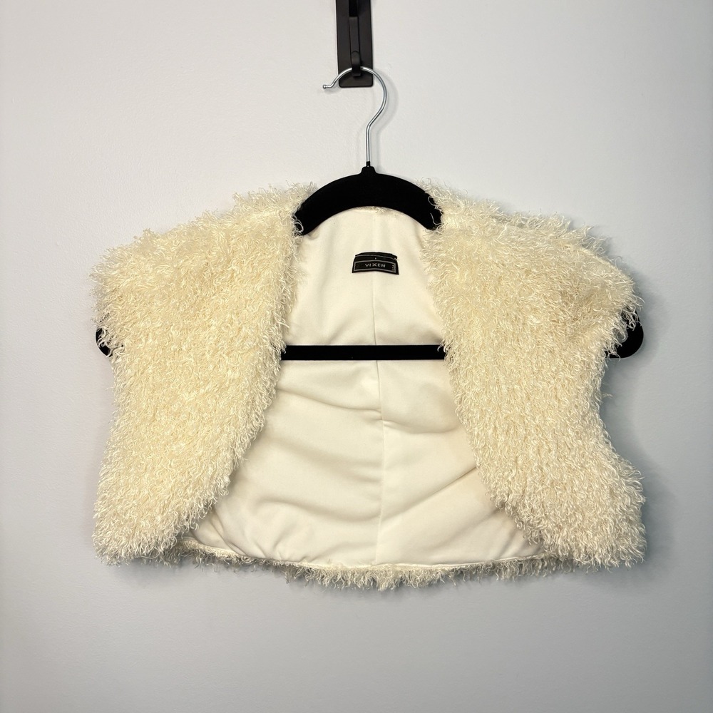 VTG Vixen Ivory Faux Fur Vest Boho Glam Lagenlook Chic 90s Y2K Size XS